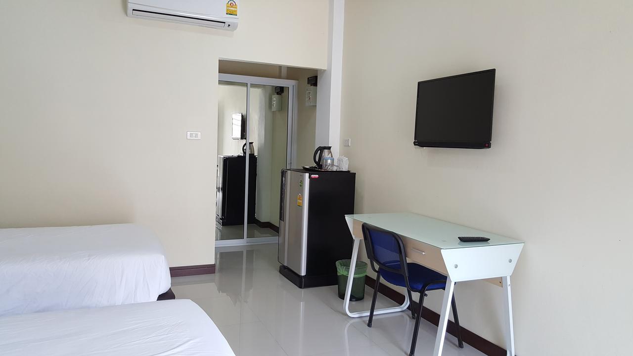Charoensuk Grand Hotel Kabin Buri Zewnętrze zdjęcie