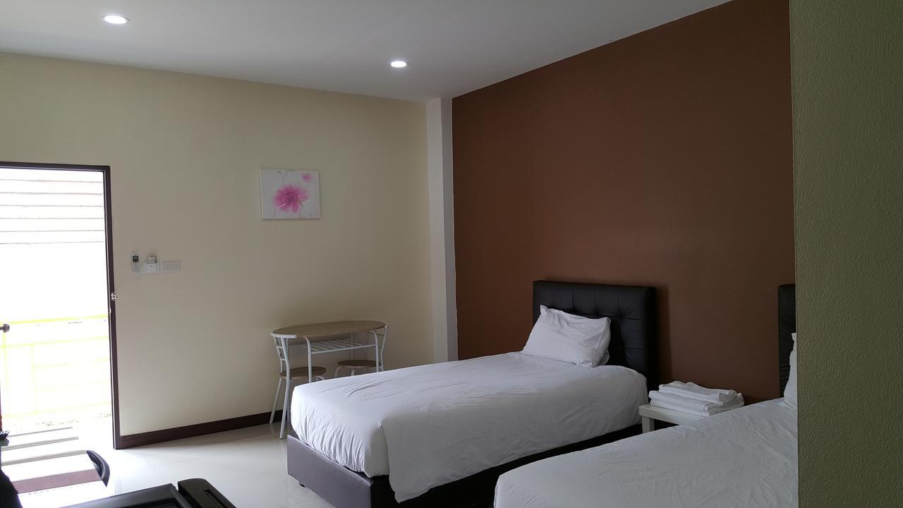 Charoensuk Grand Hotel Kabin Buri Zewnętrze zdjęcie